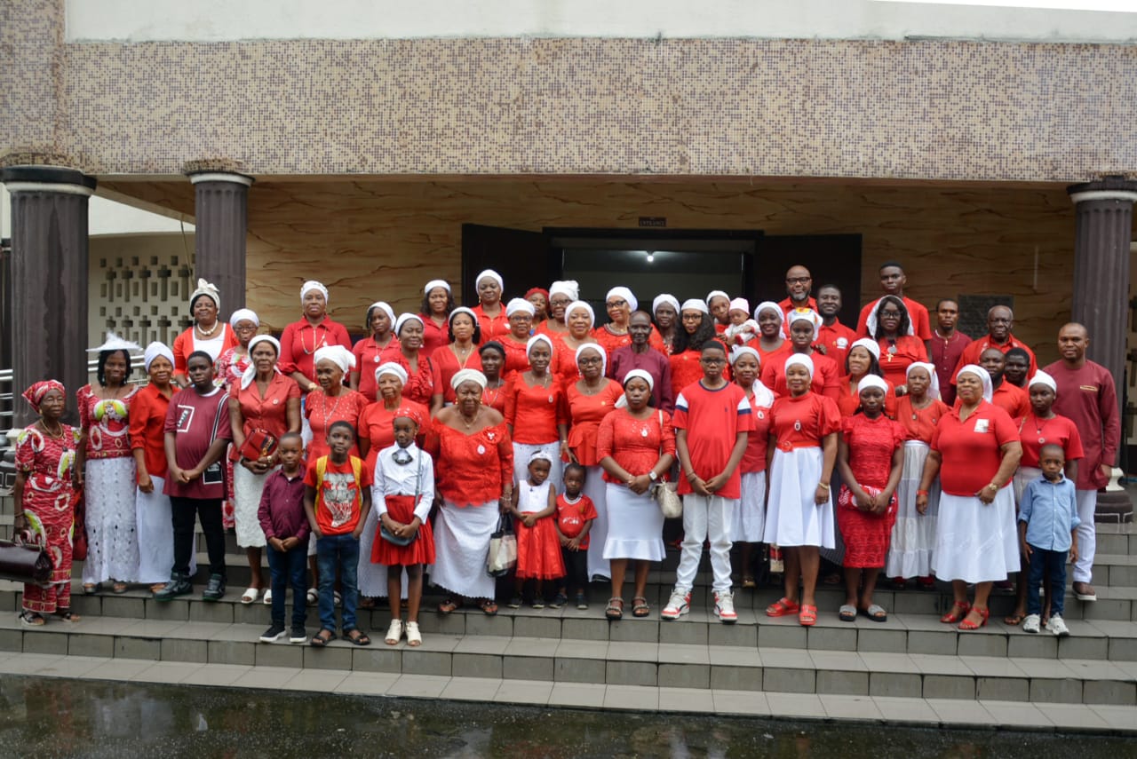 League of Sacred Heart of Jesus members